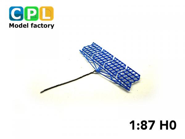 1:43 Ackeregge schwer Fortschritt B324 – 4 feldig mit Zugbalken blau